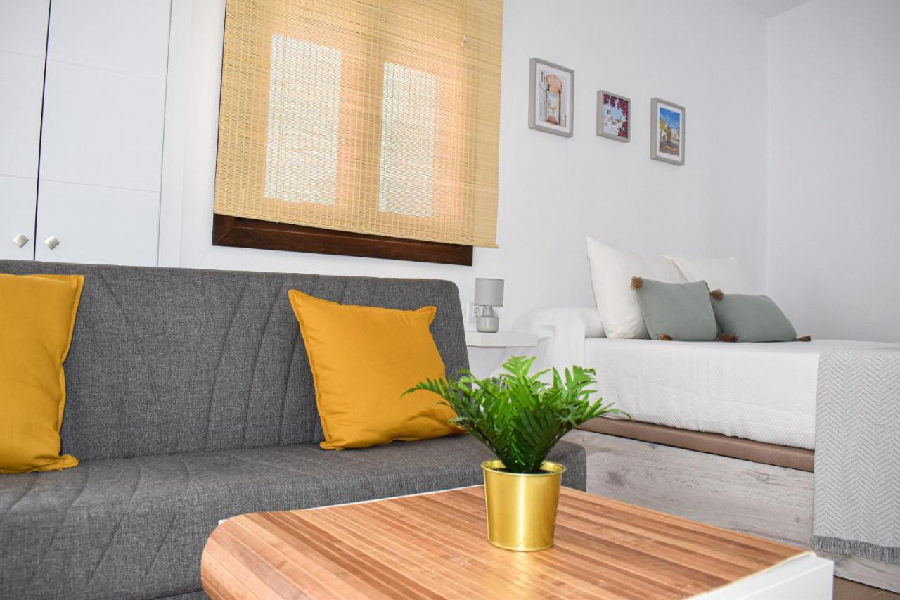 Loft La Abuela Apartment เวเฮร์ เด ลา ฟรอนเตรา ภายนอก รูปภาพ